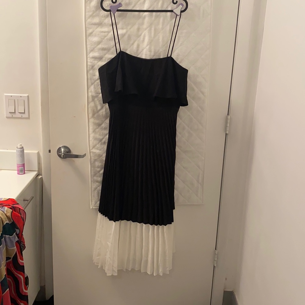 Stunning black and white Adrianne Maddox dress